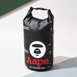 防水収納バッグ