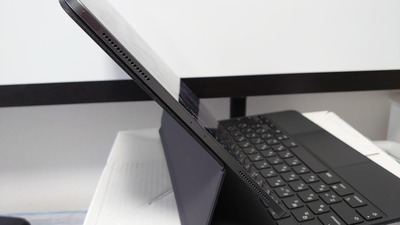 1782A027-3551-4EC4-992A-1F3309D47587