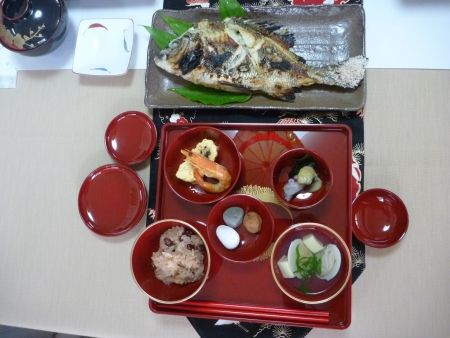 お食い初め 初宮参り 雨上がりの空の下 お食い初め 初宮参り 雨上がりの空の下