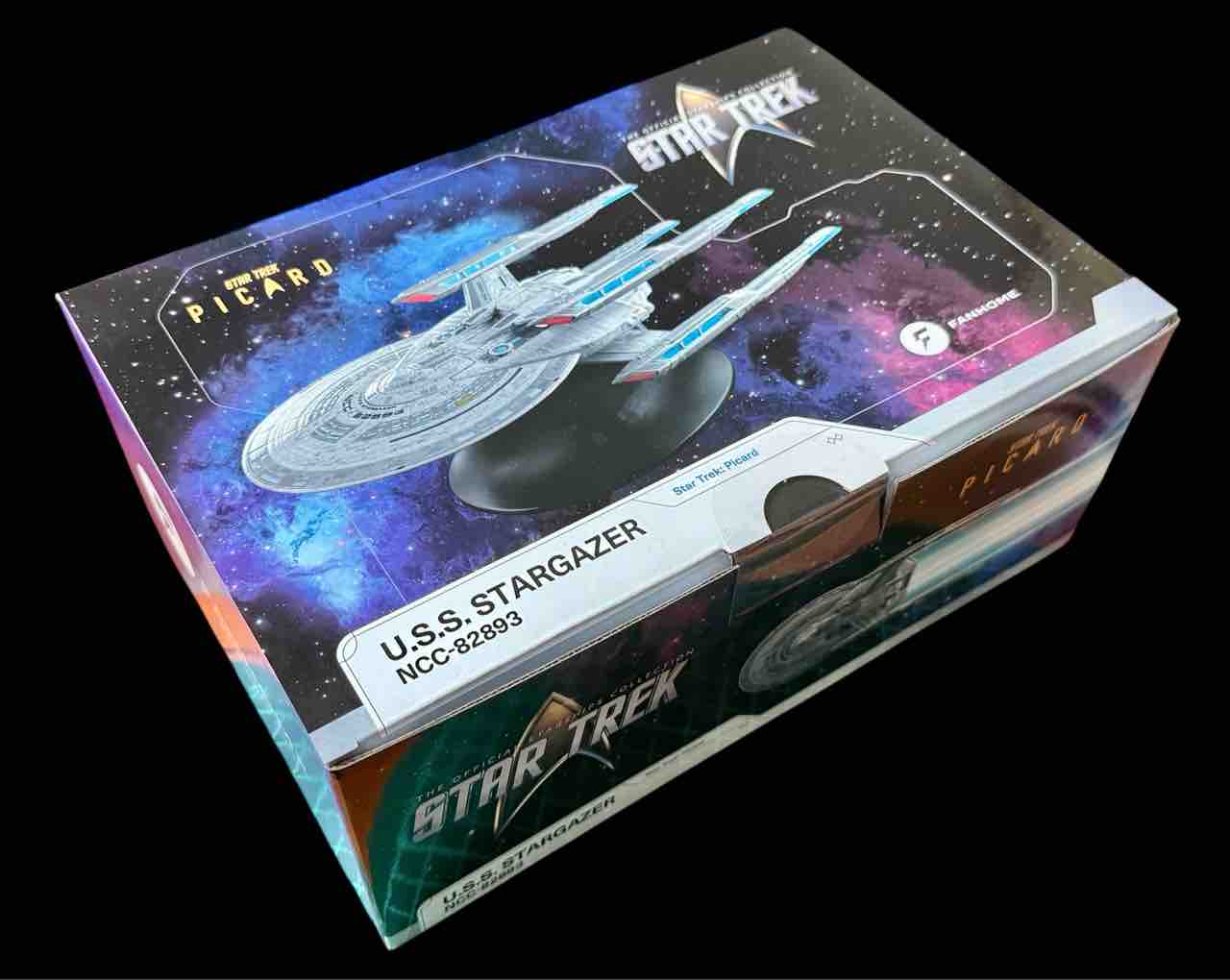 U.S.S.スターゲイザー、到着！ : SFプロップ・ミュージアム