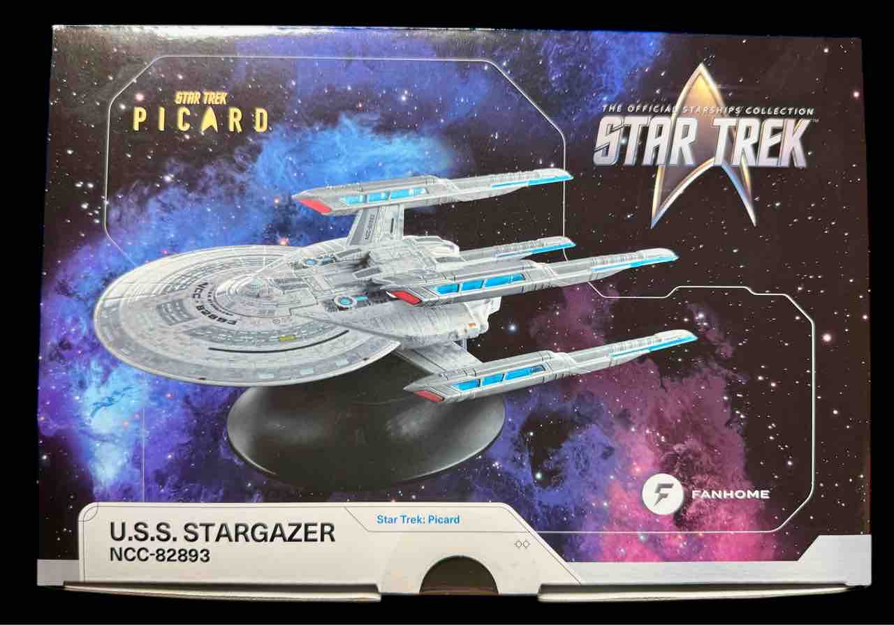 U.S.S.スターゲイザー、到着！ : SFプロップ・ミュージアム