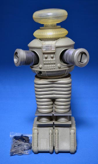 昭和レトロ『禁断の惑星』『宇宙家族ロビンソン』登場ロボットフィギュア ロビーとフライデー : SFプロップ・ミュージアム