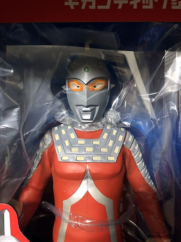ウルトラセブン ギガンティックシリーズ スチールカラーVer. Amazon | ギガンティックシリーズ ウルトラセブン スチール