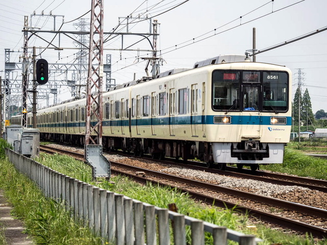8000��01