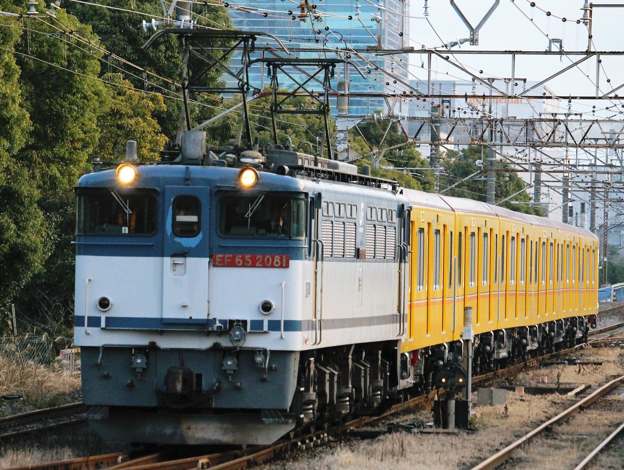 高島線界隈23 1 東京メトロ1000系f1131編成甲種98レ 東高島駅 新鶴見通信