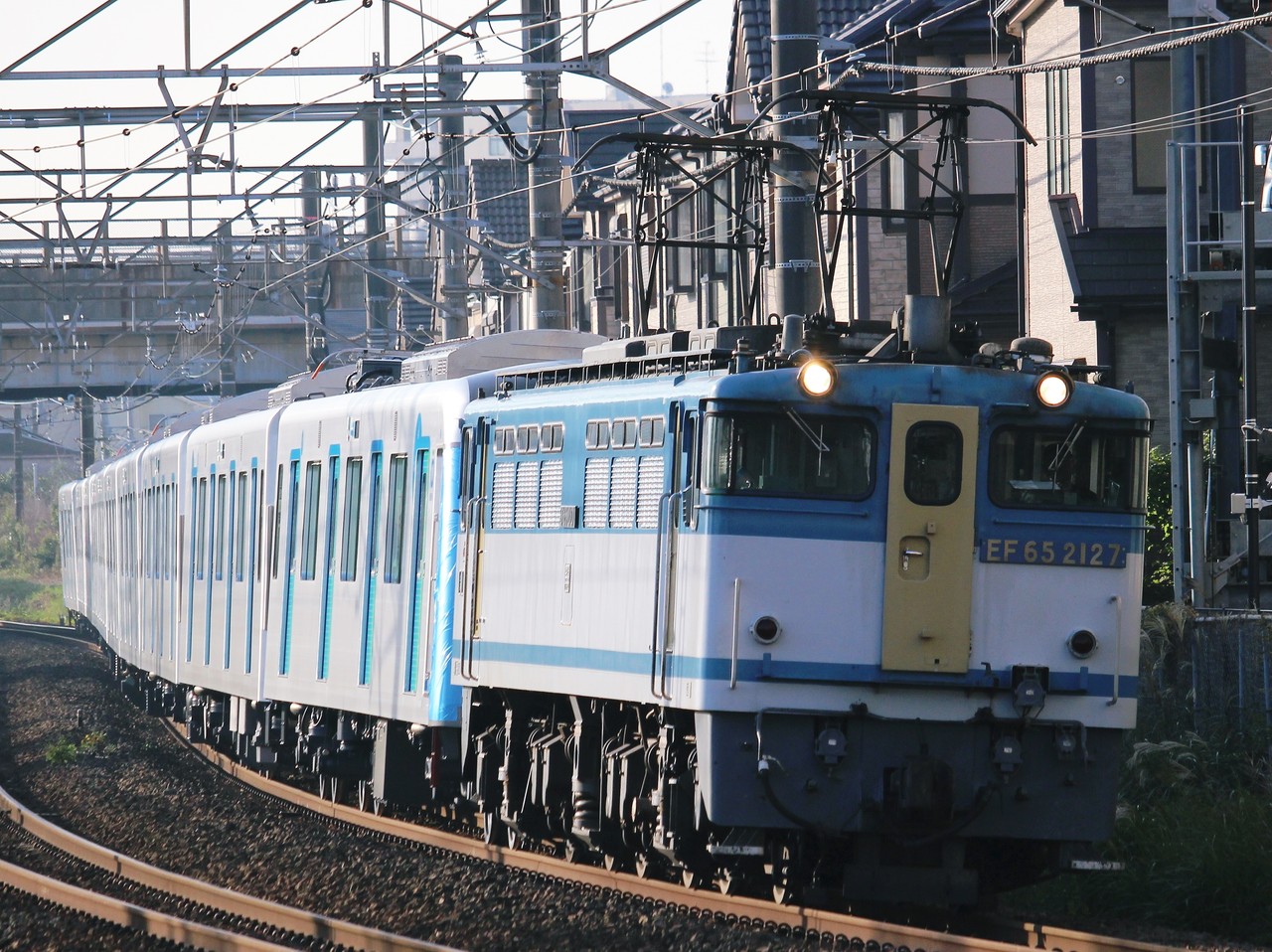 新鶴見界隈579-1（西武40000系40102F甲種 EF65 2127） : 新鶴見通信