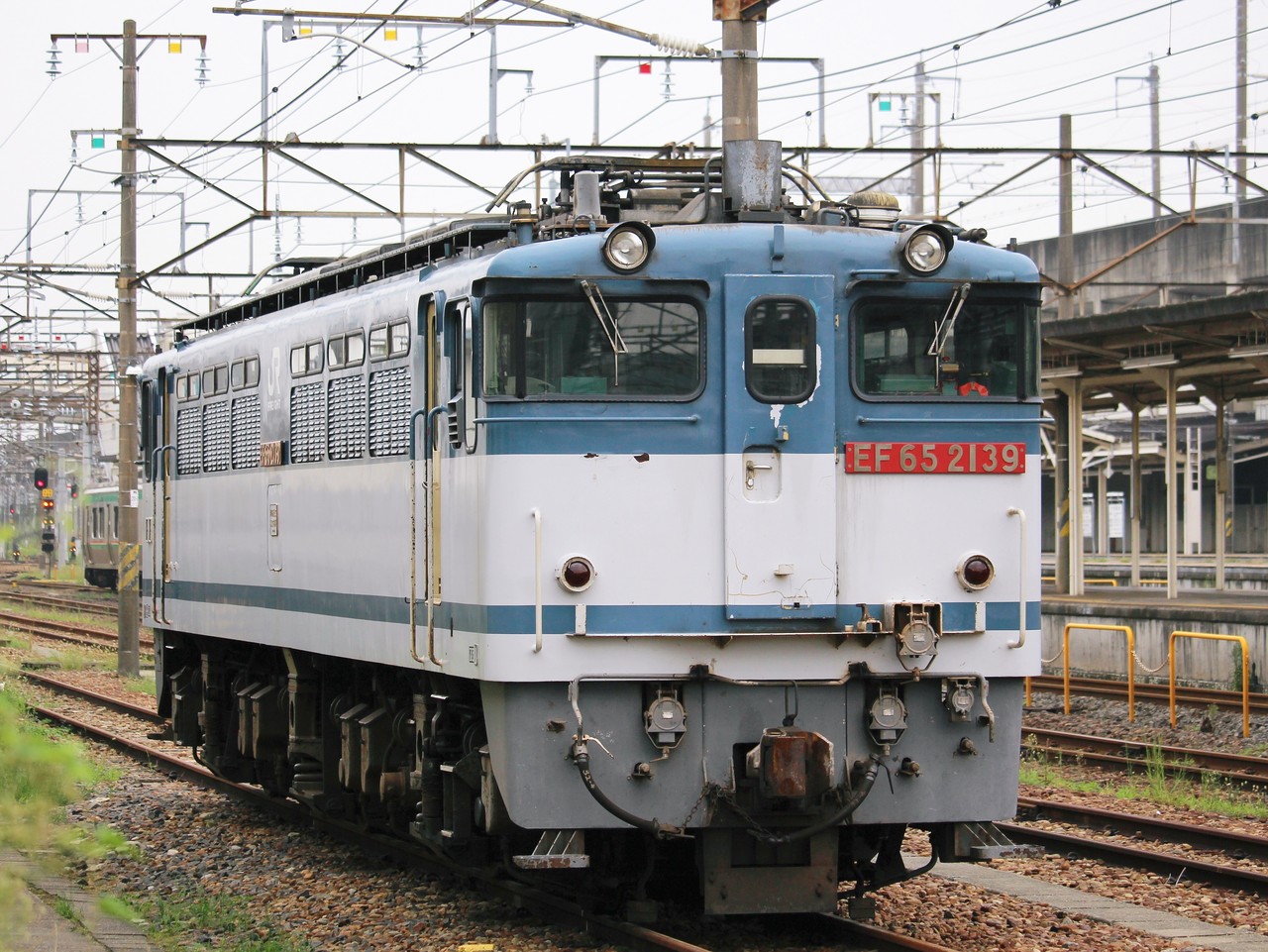 新鶴見界隈 号外22（EF65 2139 大宮出場） : 新鶴見通信