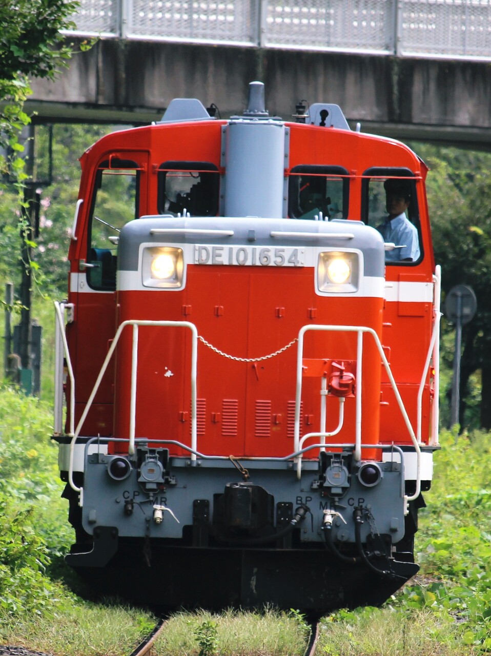 水郡線1-2（西金駅 DE10 1654 入換え） : 新鶴見通信