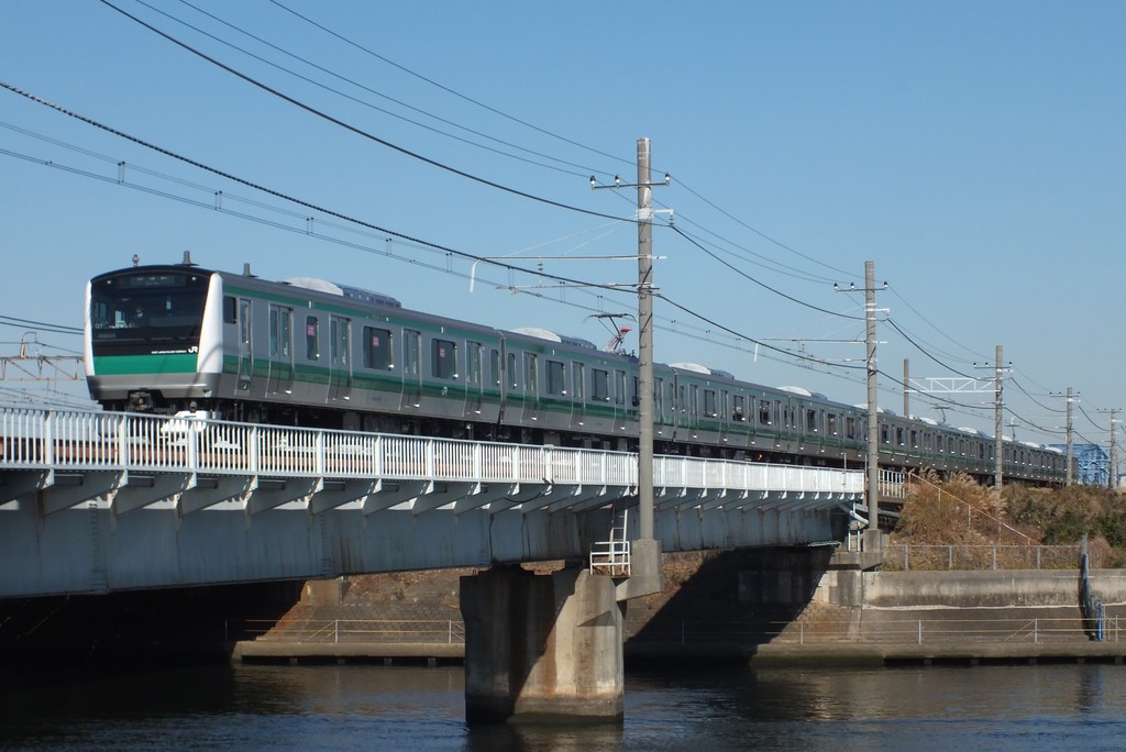 鶴見川橋梁 26（埼京線用E233系試運転, 5078レ EF64 1046） : 新鶴見通信