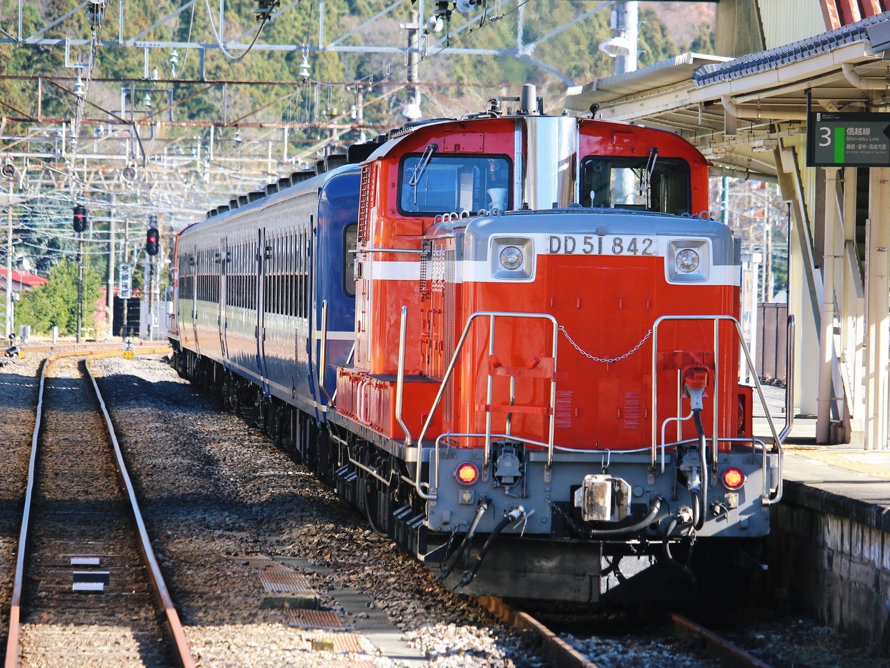 信越本線 1 6 横川駅 試9134レ Dd51 7 12系客車 Dd51 842 新鶴見通信 信越本線 1 6 横川駅 試9134レ Dd51 7 12系客車 Dd51 842 新鶴見通信