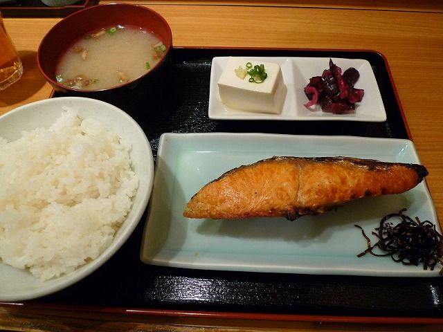 大徳 焼鮭定食 新橋ランチ日記