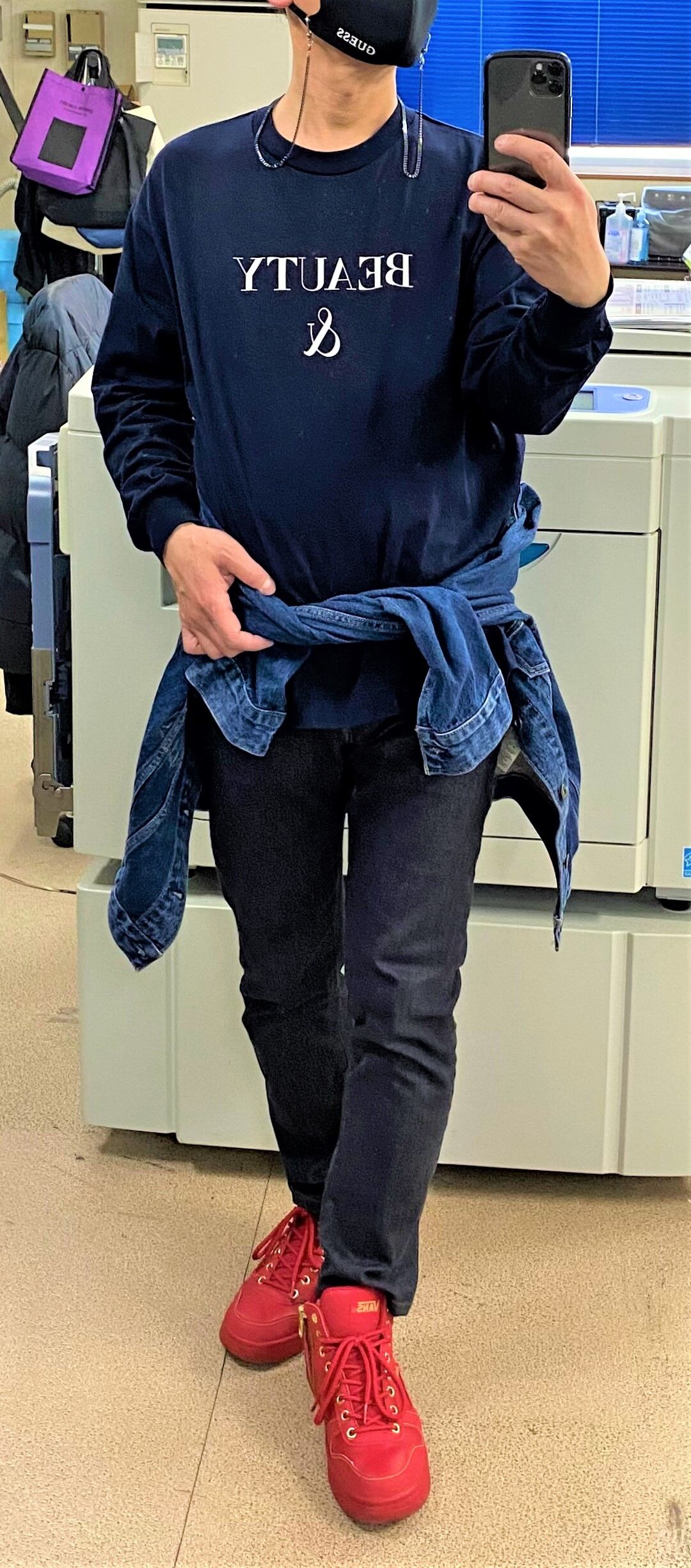 腰巻きコーデがマイブームのおっさん 新聞は永久に不滅です オーナー編