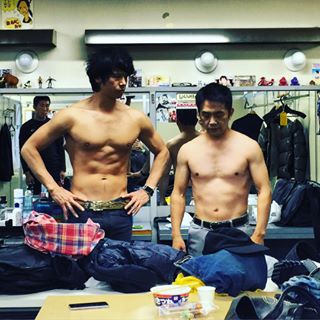 中川家剛さんの身長は１６１ｃｍ １５７ ８ｃｍ 芸能人 有名人の身長研究所