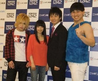 ゴールデンボンバー 鬼龍院翔さんの身長は164cm 芸能人 有名人の身長研究所