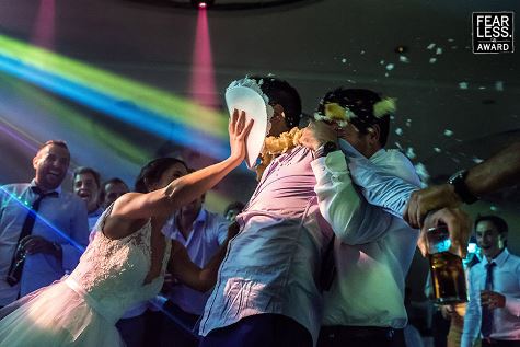 best-wedding-photos-2017-fearless-awards-381-59e45e05d38d8__880