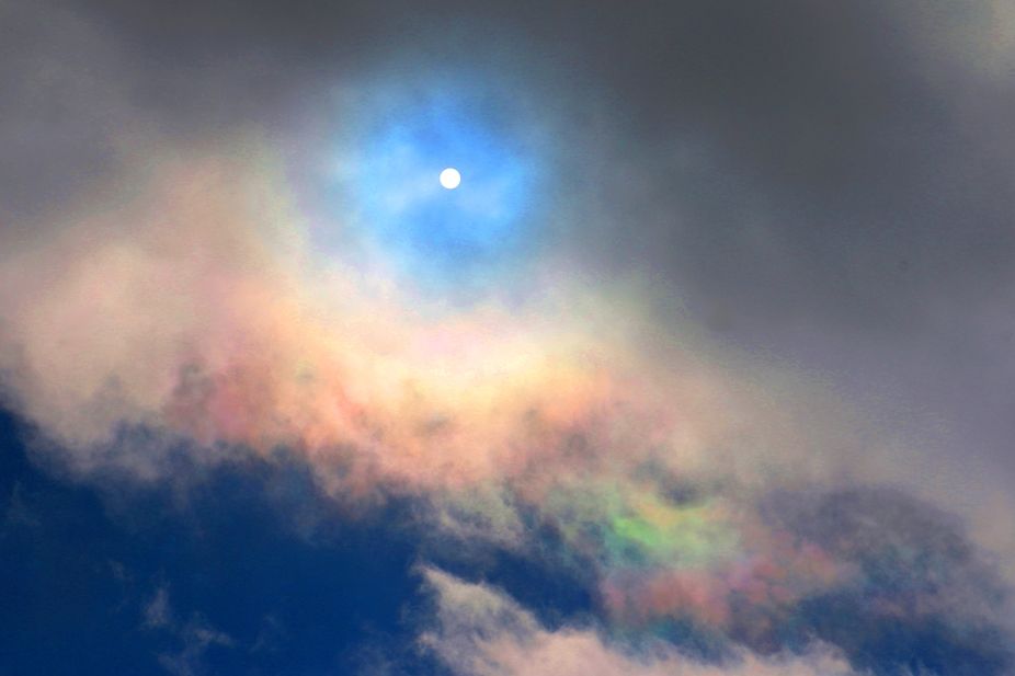 彩雲 皆様に良いことがありますように ひかたま 光の魂たち