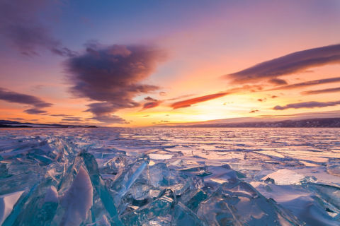 lake-baikal-siberia-winter-24