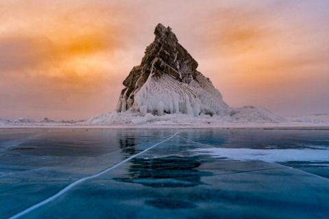 lake-baikal-siberia-winter-11