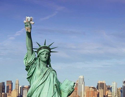 lost-toy-elephant-travels-around-world-photoshop-battle-2