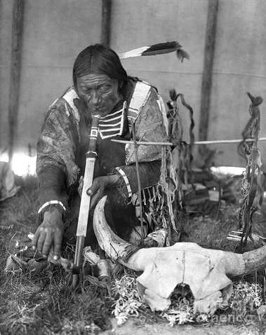 sioux-medicine-man-c1907-granger