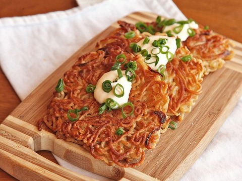 20130909-ramen-hacks-new-latkes-1500px-thumb-610x458-351456