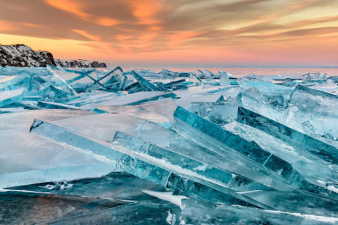 lake-baikal-siberia-winter-21