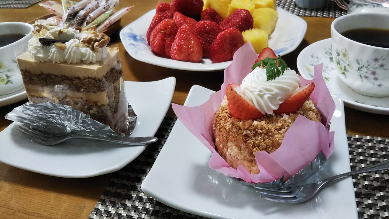 大阪高槻 クローヴ 町の小さなケーキ屋さん 今日は何食べる 全国お土産日記