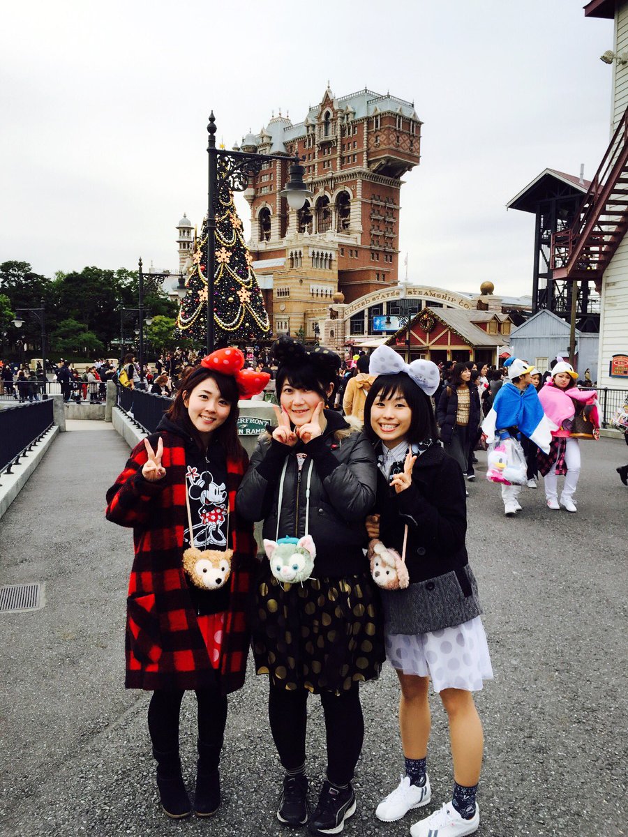 松崎亜希子生誕祭 クロジinディズニー 年齢を忘れた格好では シャイン速報局 アニメ声優まとめ