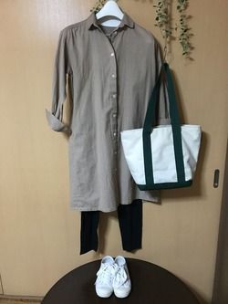 着やせコーデ　緑の服、買いますか？