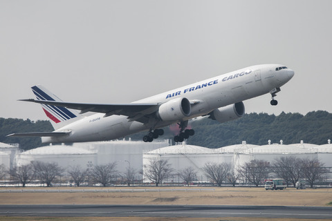 Air France:Boeing 777-F28(F-GUOB)-8999
