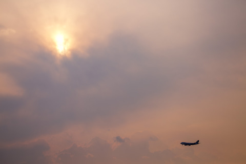 Singapore Airlines Cargo:Boeing 747-412F(SCD)(9V-SFP)-7665