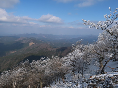 水登 高見山