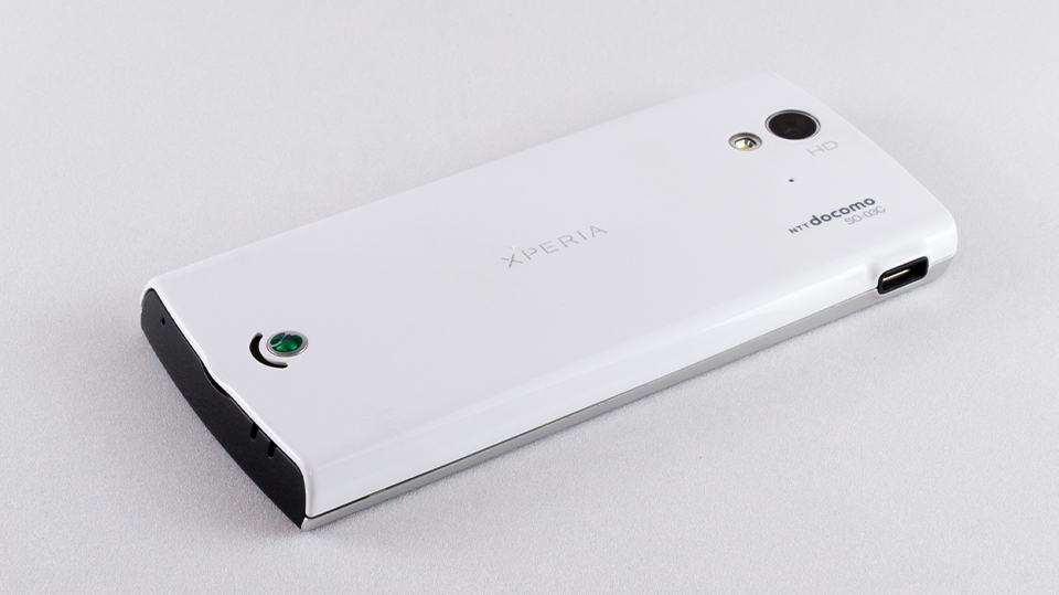 今こそ求められるミニマム感 ― Xperia Ray SO-03C を Android 4.0.3に
