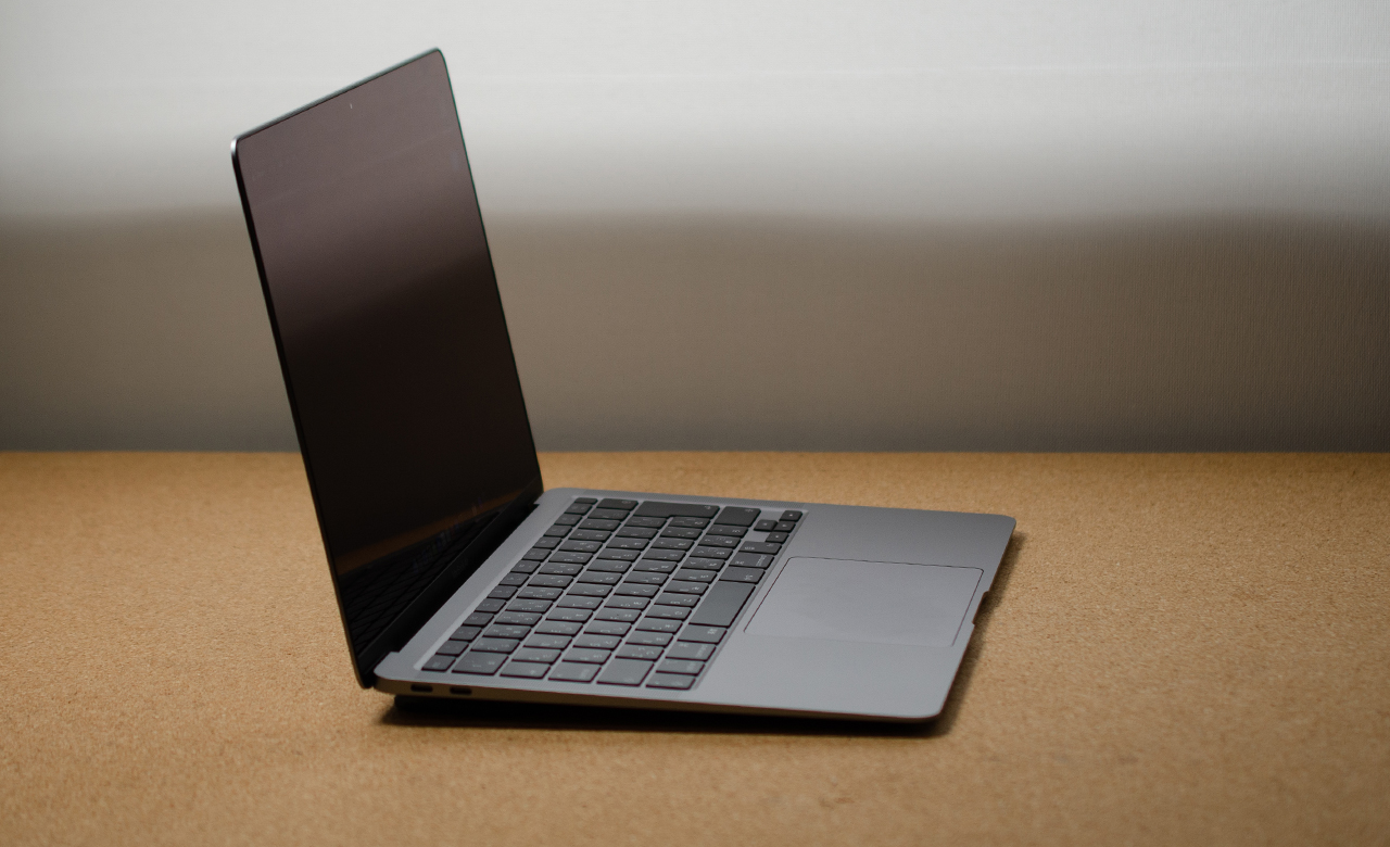 野原様 MacBook air すばや