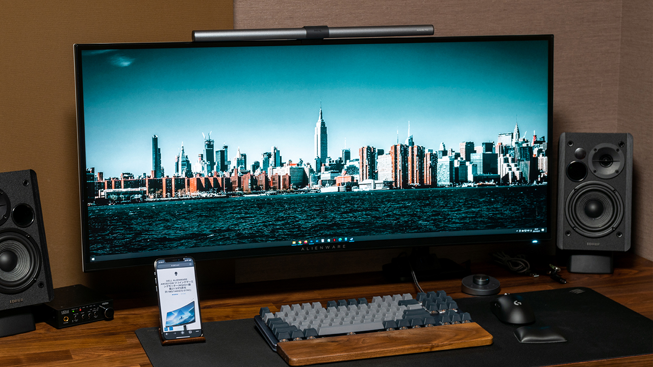 ALIENWARE　WQHD ウルトラワイドモニター