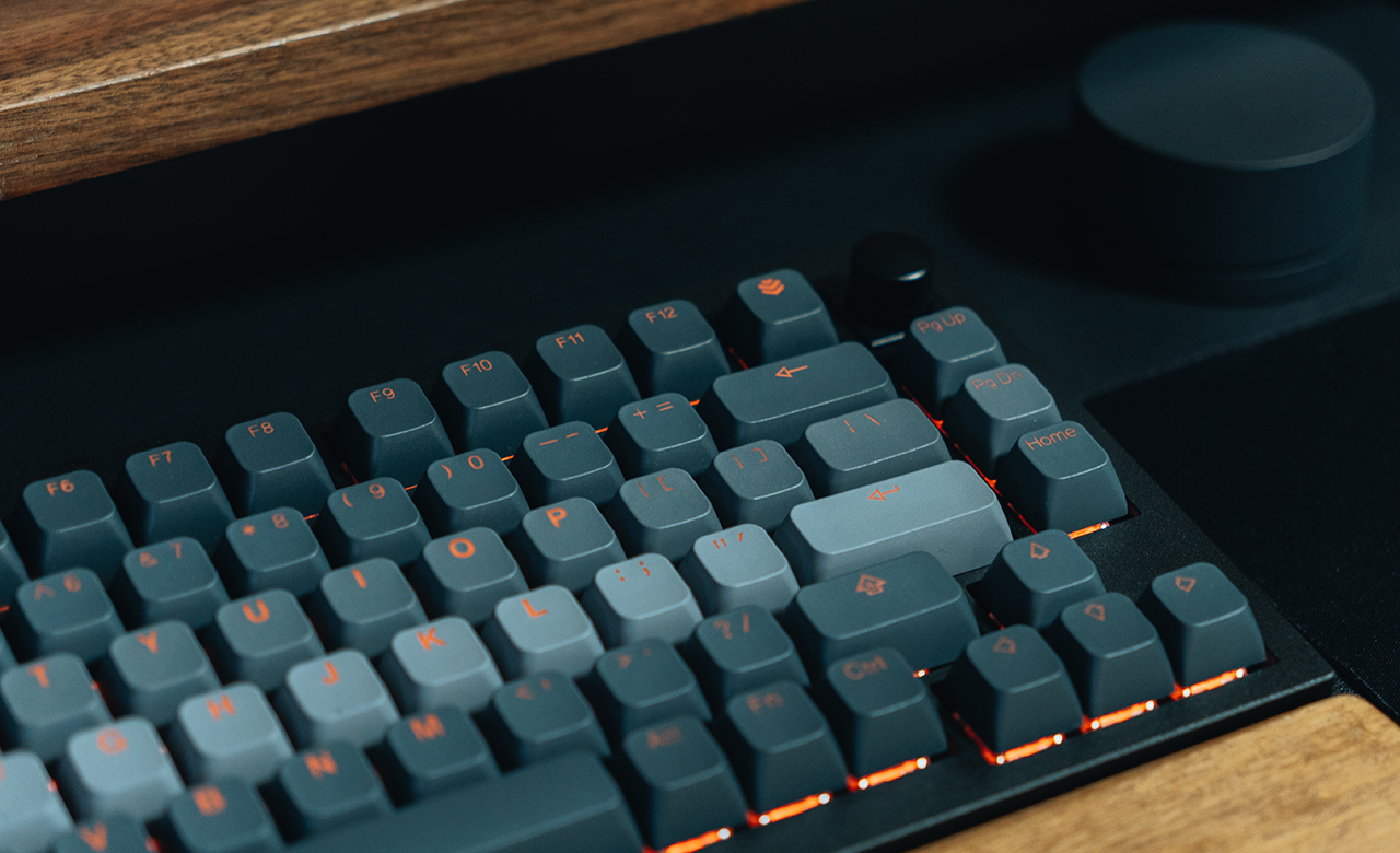 PCデスク 2023年1月