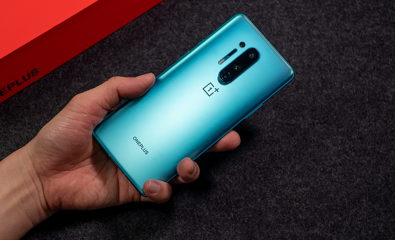 OnePlus 8 Pro レビュー ： 外観チェック編 : おShinoブ