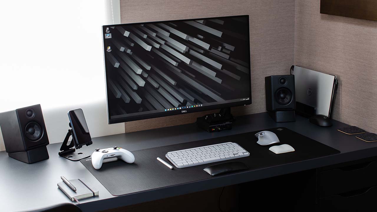 IKEA KARLBY カールビー　デスク IKEAの天板(KARLBY カールビー)とスタンディングデスク