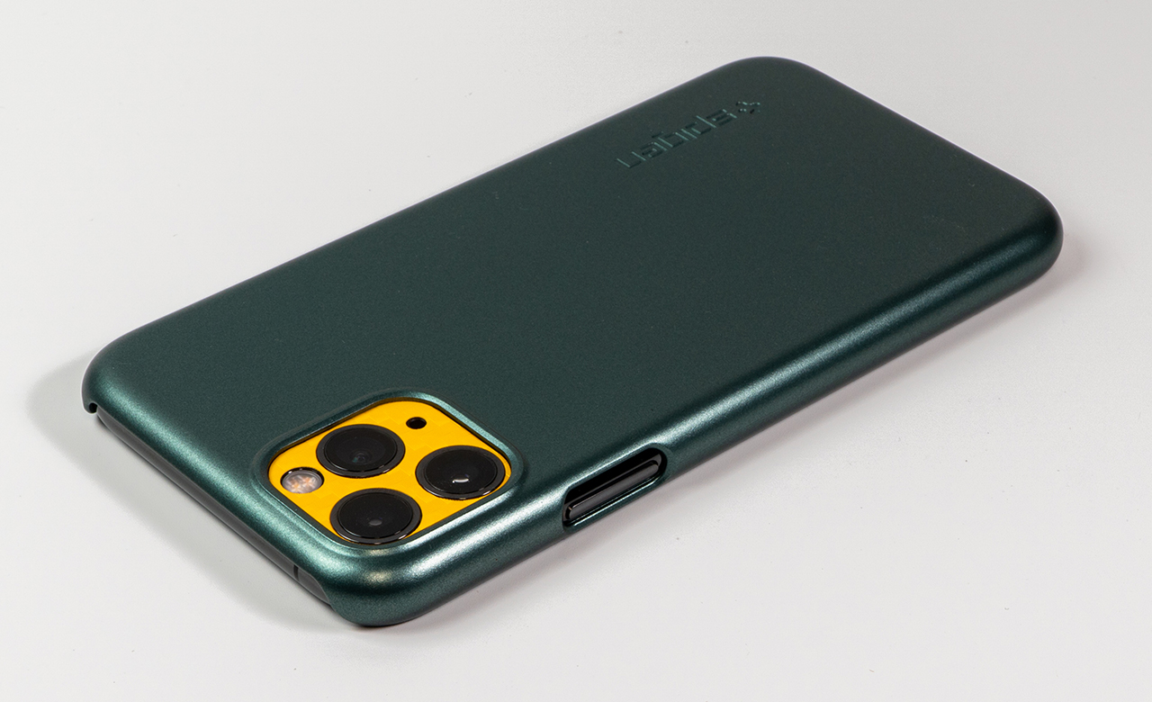iPhone 11 Pro用ケース レビュー ：Spigen シン・フィット