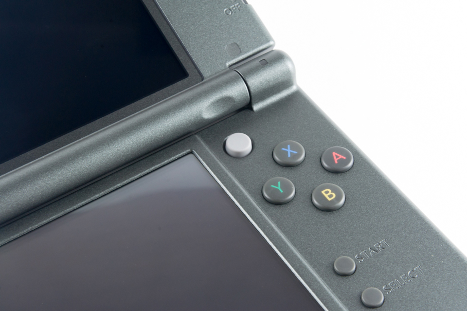 New ニンテンドー3DS LL モンスターハンター4G 筆頭ハンター 仕様 ...