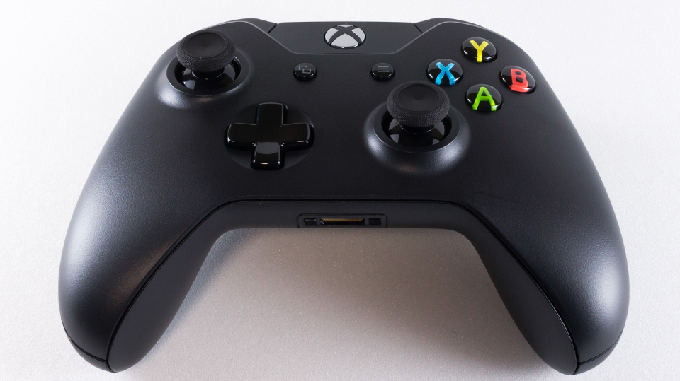 マイクロソフト Xbox Oneコントローラーが安くなったので買ってみた おshinoブ