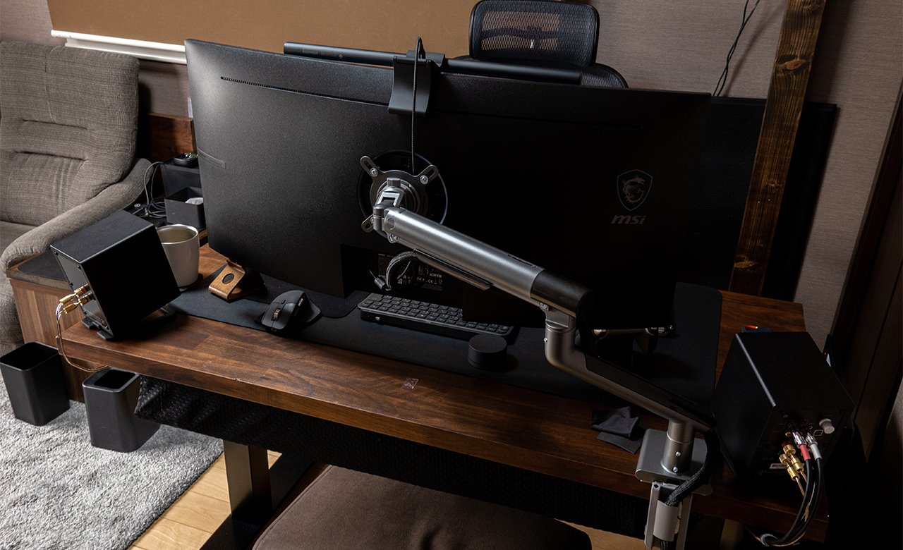 ディスプレイアーム 1画面 シングル 17～49型 耐荷重2～20kg 黒