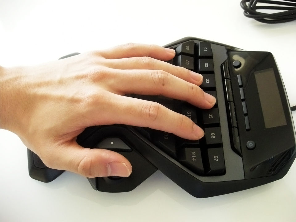 ゲーミングデバイス Logicool『G13 Advanced Gameboard