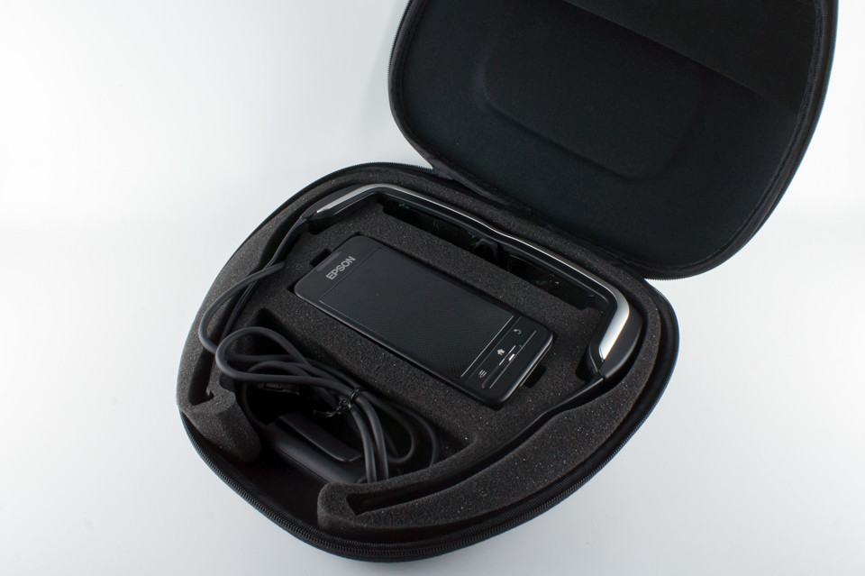 シースルータイプのスマートグラス エプソン MOVERIO BT-200AV シースルータイプのスマートグラス エプソン MOVERIO BT-200AV