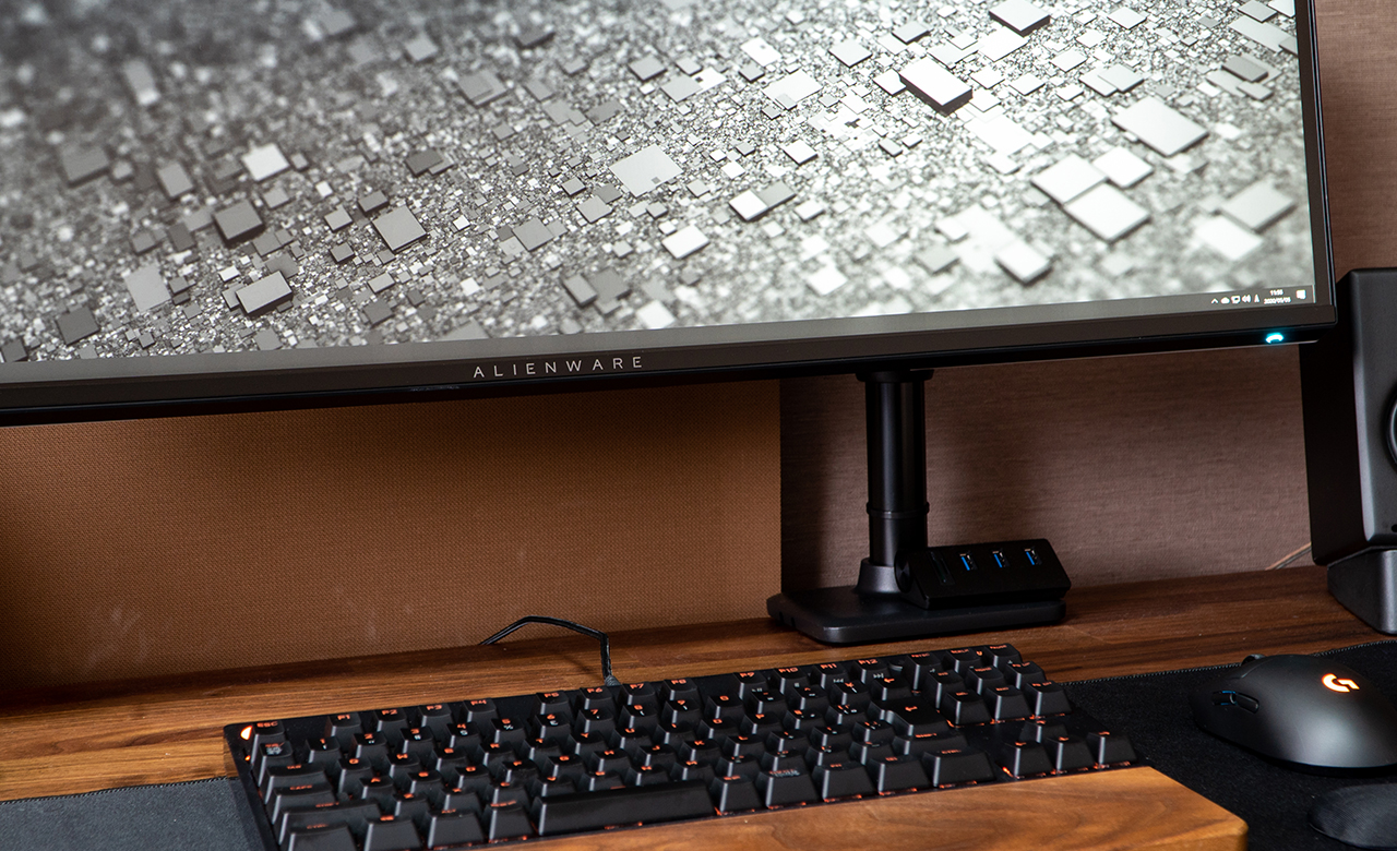 34インチでウルトラワイドで120Hzなゲーミングディスプレイ Dell