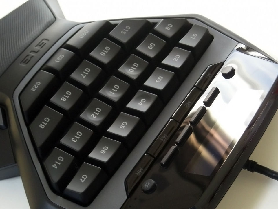 ゲーミングデバイス Logicool『G13 Advanced Gameboard