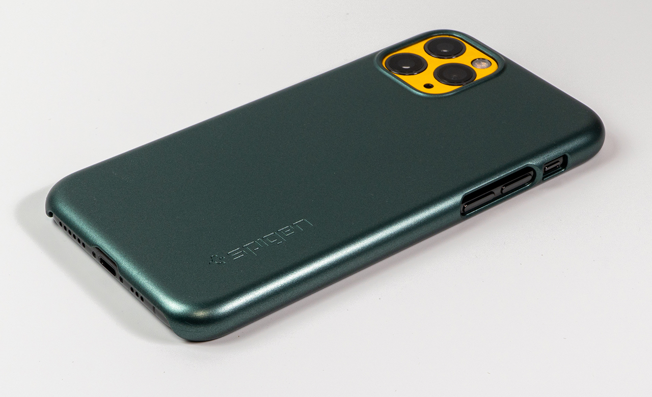 iPhone 11 Pro用ケース レビュー ：Spigen シン・フィット
