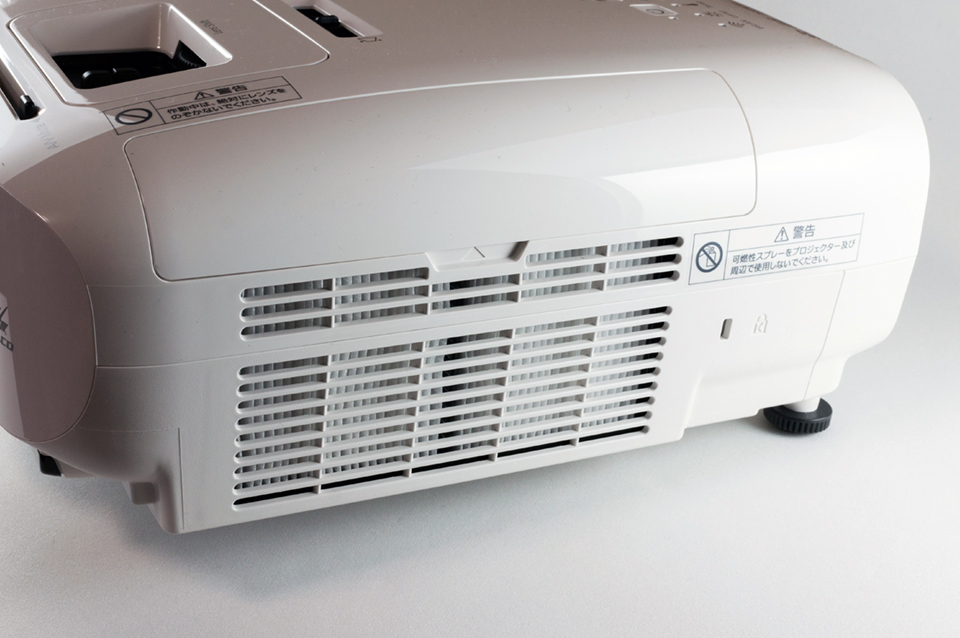 EPSON ホームプロジェクター EH-TW5650 長期モニターレビュー 第 EPSON ホームプロジェクター EH-TW5650 長期モニターレビュー 第
