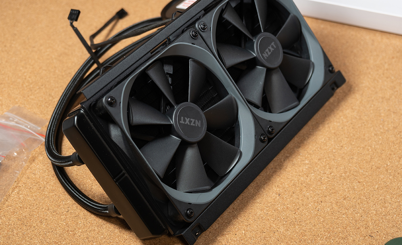 Nzxtのケースと簡易水冷で作るゲーミングpc 組み立て編 おshinoブ