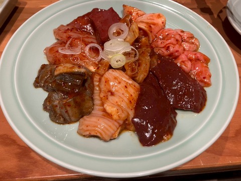 『モツのじゅうじゅう亭』新店情報、山口県宇部市